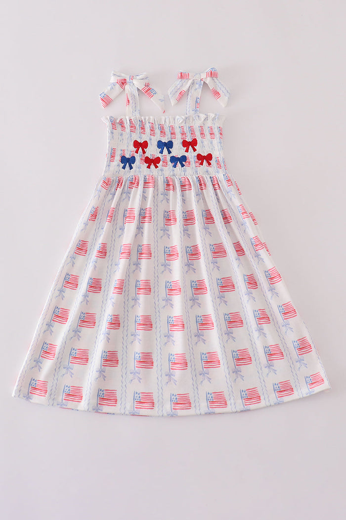 Bow embroidery smocked dress