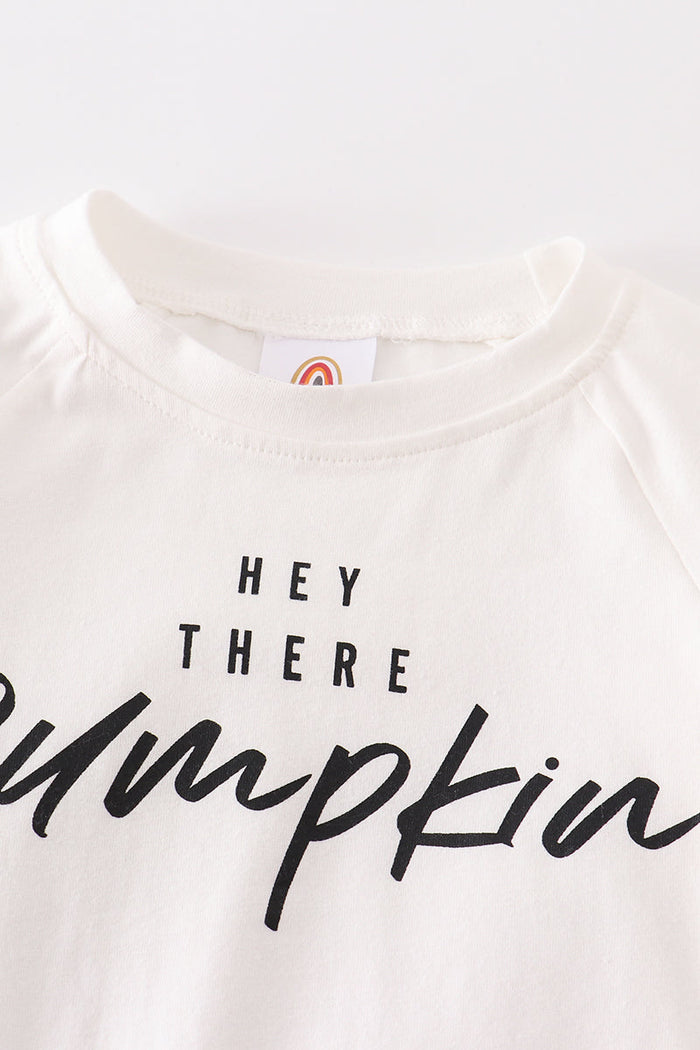 White pumpkin sweat shirt