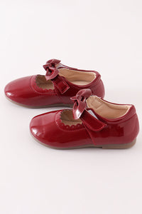 Maroon bow mary jane shoes